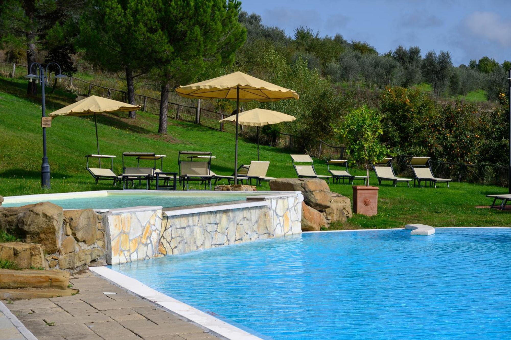Agriturismo Borgo Sant'Ercolano Ciggiano Buitenkant foto